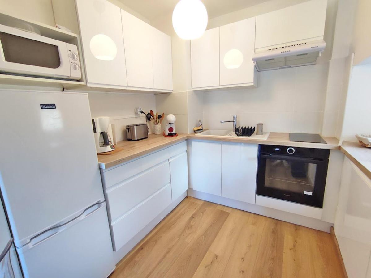Chez Dominique, T2, Centre Ville, Vue Montagne, Wifi, 4 Personnes Bagnères-de-Luchon Exterior foto